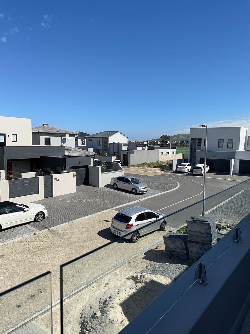 4 Bedroom Property for Sale in Sandown Western Cape